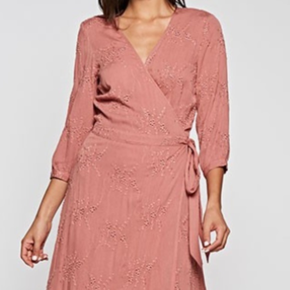 Dusty Rose Eyelet Maxi Dress - Picture 4 of 7